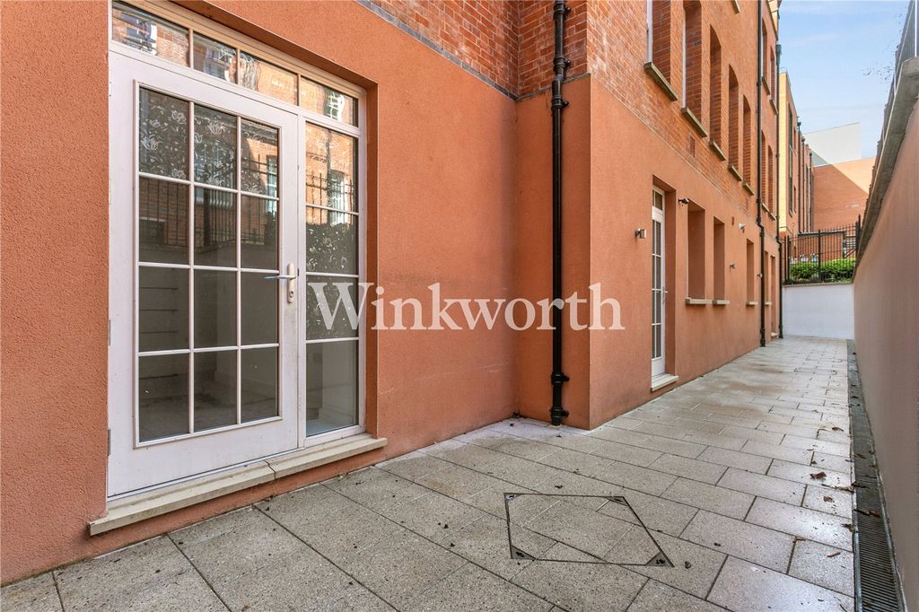 Property photo 3 of 16 Picture No. 03