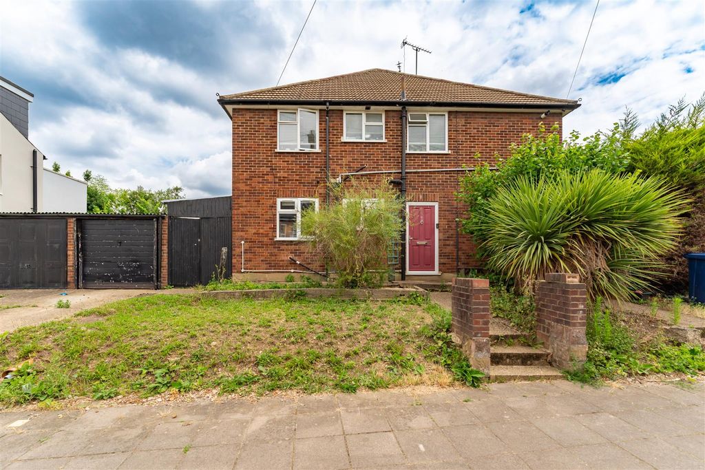 Property photo 1 of 11 106 Rosebank Road.Jpg