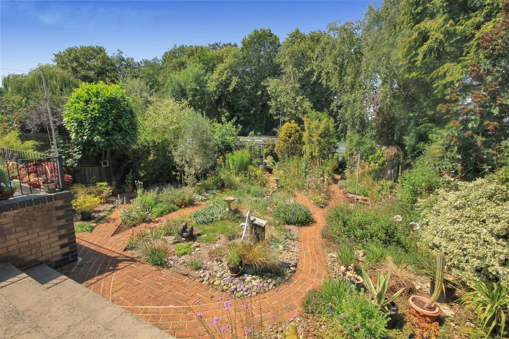 Property photo 2 of 24 Img_2675.Jpg