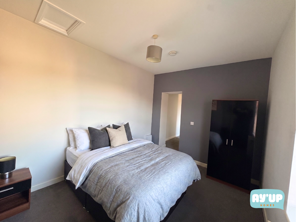 Property photo 1 of 3