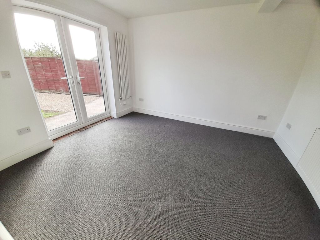 Property photo 2 of 12 Pbox-Img.Jpg