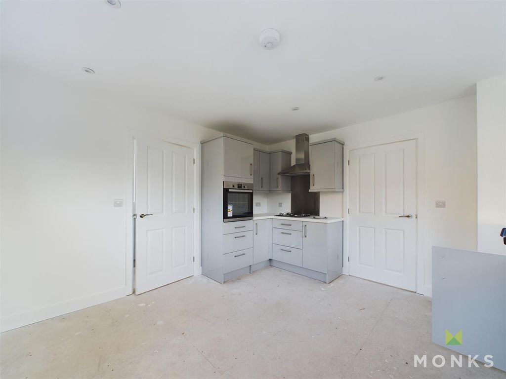 Property photo 3 of 25 Cam01520G0-Pr0111-Still022.Jpg