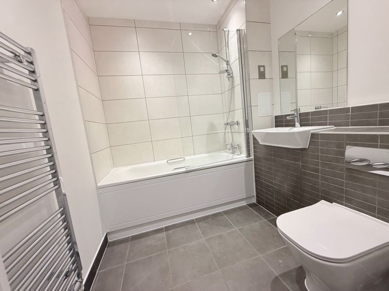 Property photo 3 of 8 Photo 3