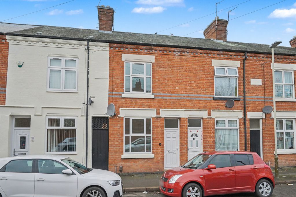 Property photo 1 of 19 49 Cottesmore Road, Humberstone, Leicester, Le5 3Ln