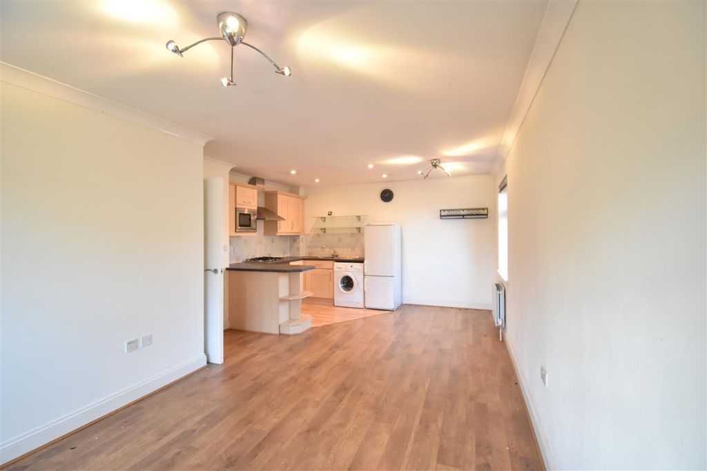 Property photo 3 of 9 Dsc_3008.Jpg