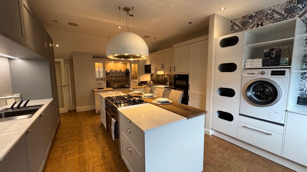 Property photo 3 of 7 Additional_Image_2