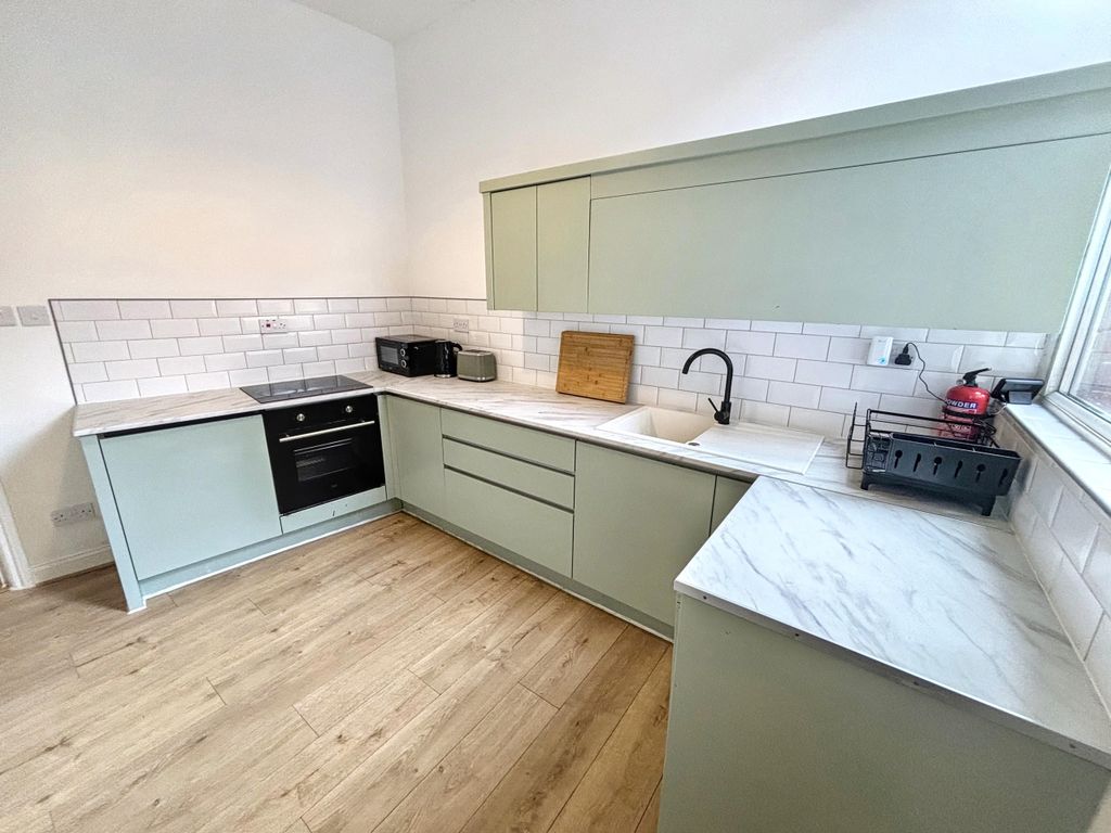 Property photo 3 of 5 Img_1605