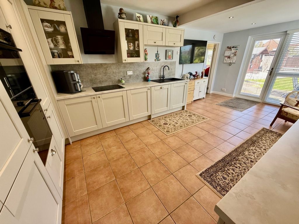 Property photo 2 of 20 Photo 10