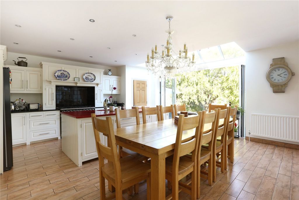 Property photo 1 of 26 Kitchen