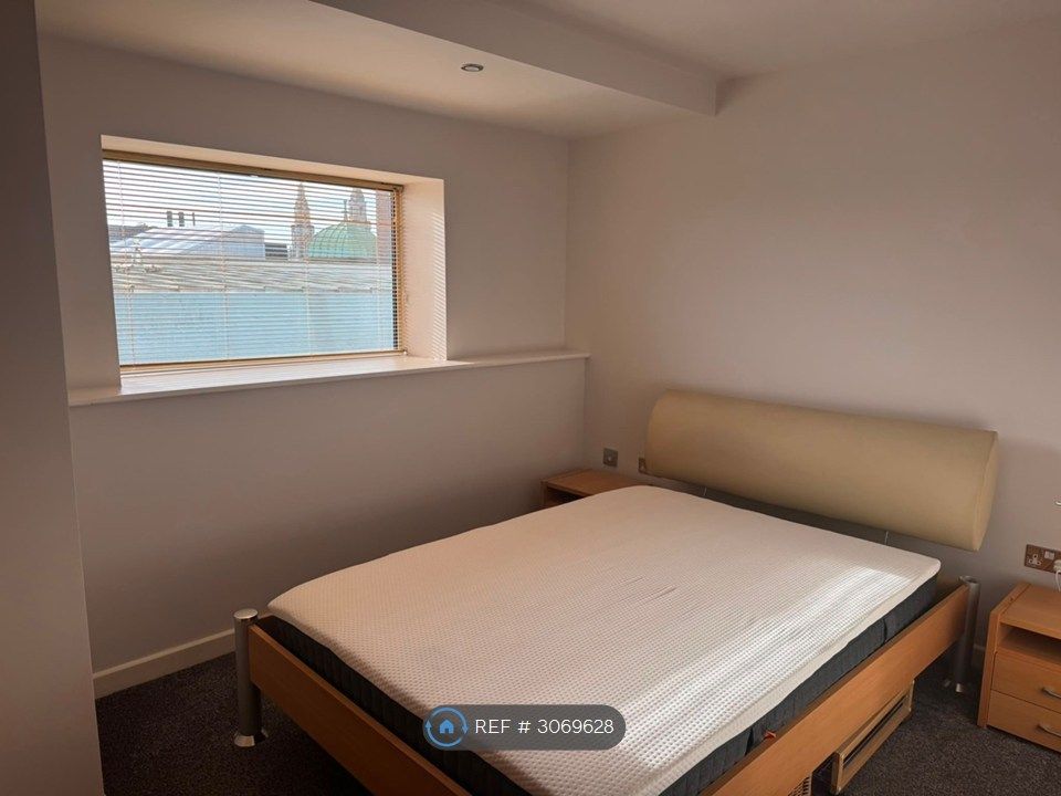 Property photo 1 of 3