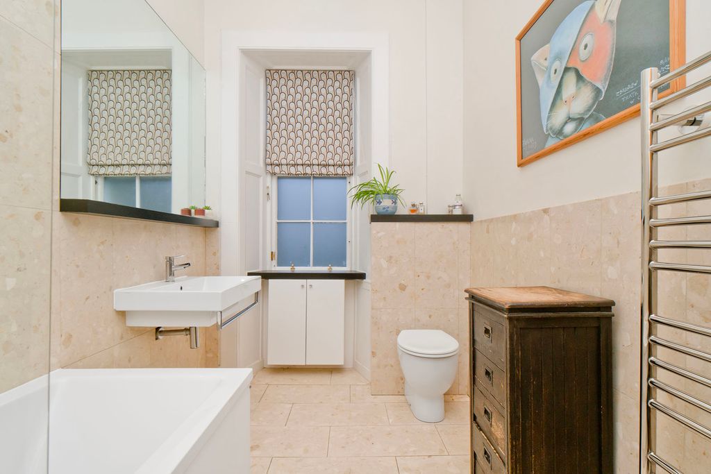 Additional image 19 of 3 bed flat for saleMerchiston Crescent, Edinburgh EH10