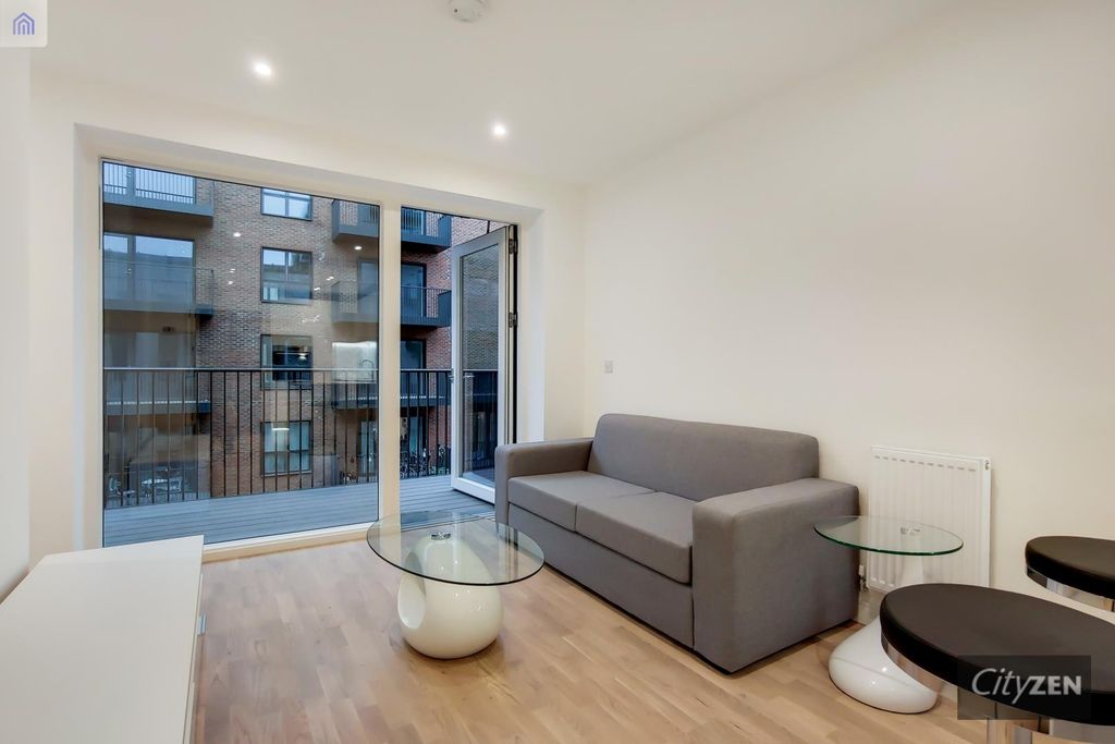 Property photo 1 of 13 Studio Suite