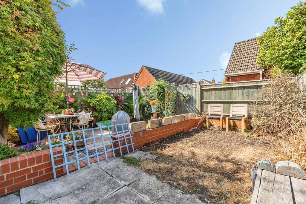 Property photo 2 of 21 Pbox-Img.Jpg