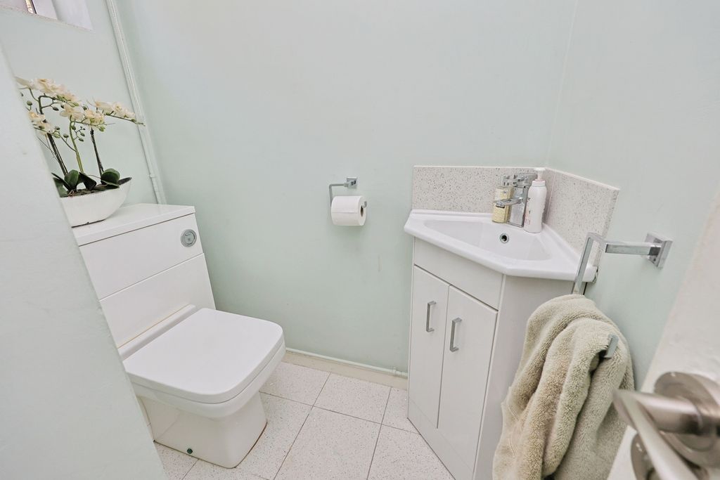 Property photo 2 of 14 Pbox-Img.Jpg