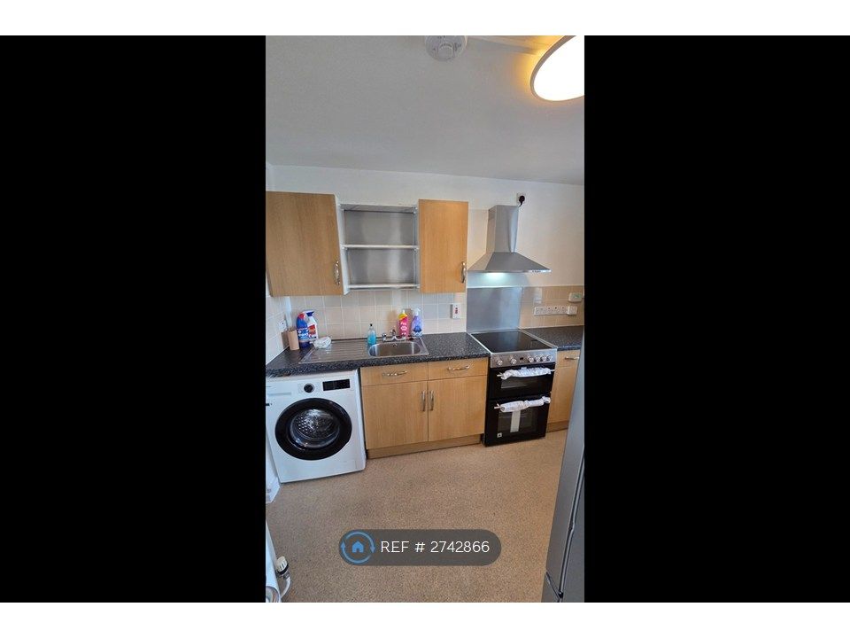 Property photo 3 of 16