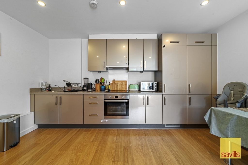 Property photo 2 of 14 Kitchen