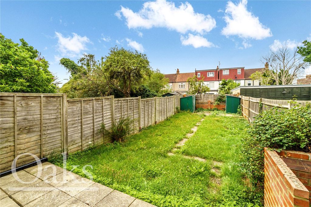 Property photo 2 of 8 Picture No. 05