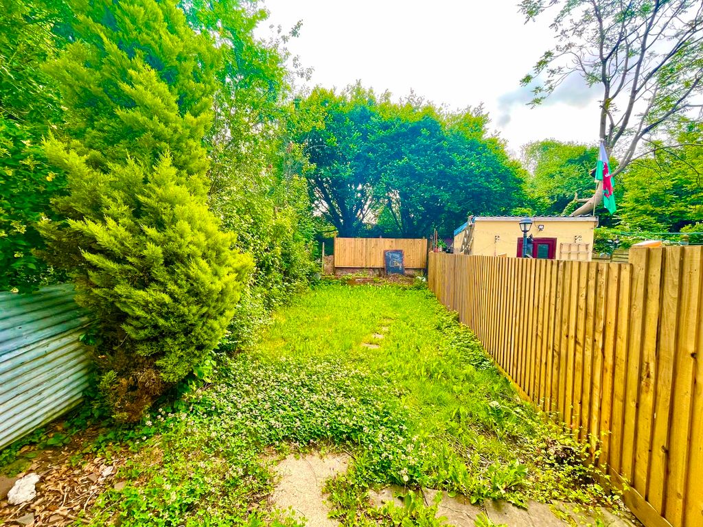 Property photo 3 of 14