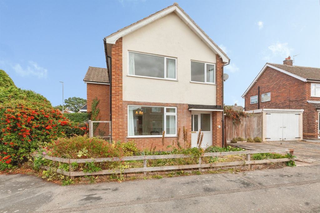 Property photo 1 of 19