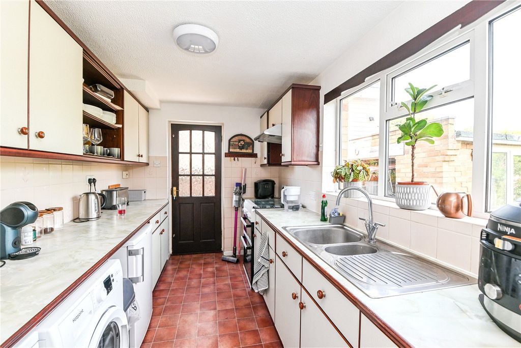 Property photo 3 of 15 Picture No. 06