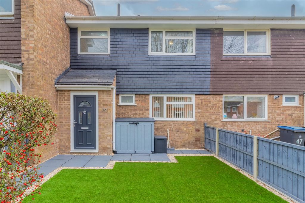 Property photo 1 of 28