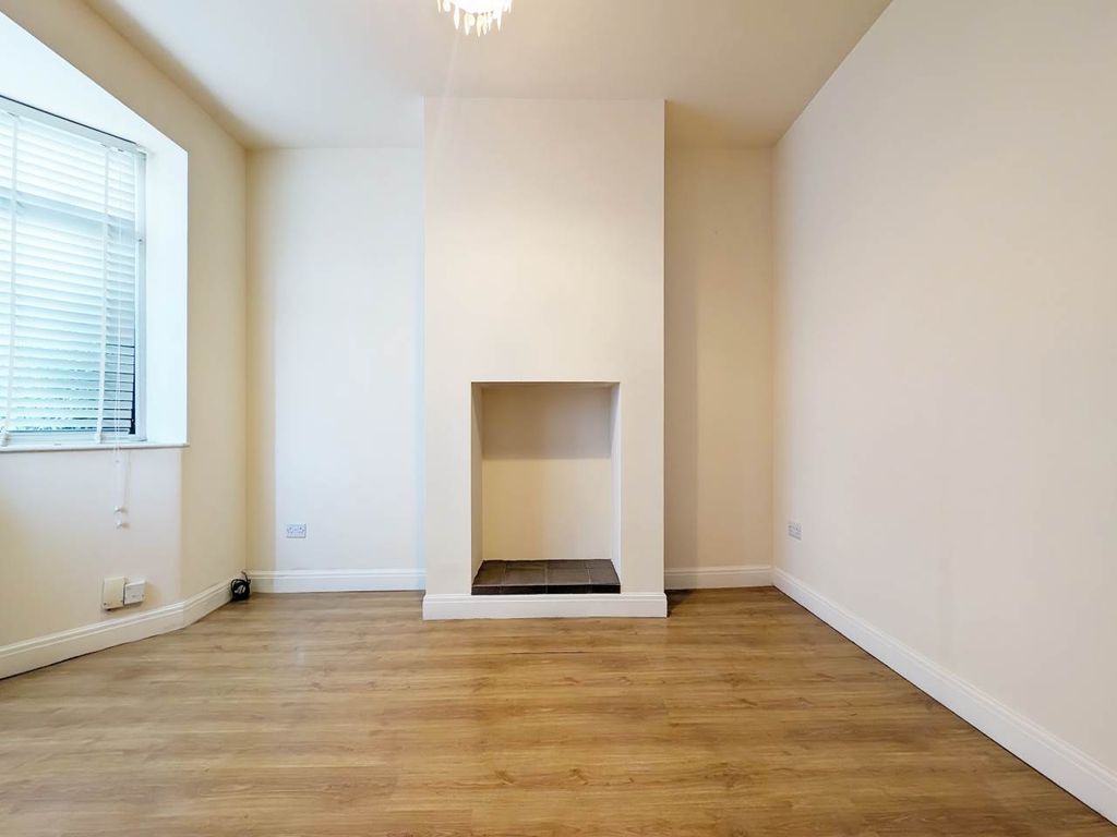 Property photo 2 of 9 Pxl_20231213_101436743-01