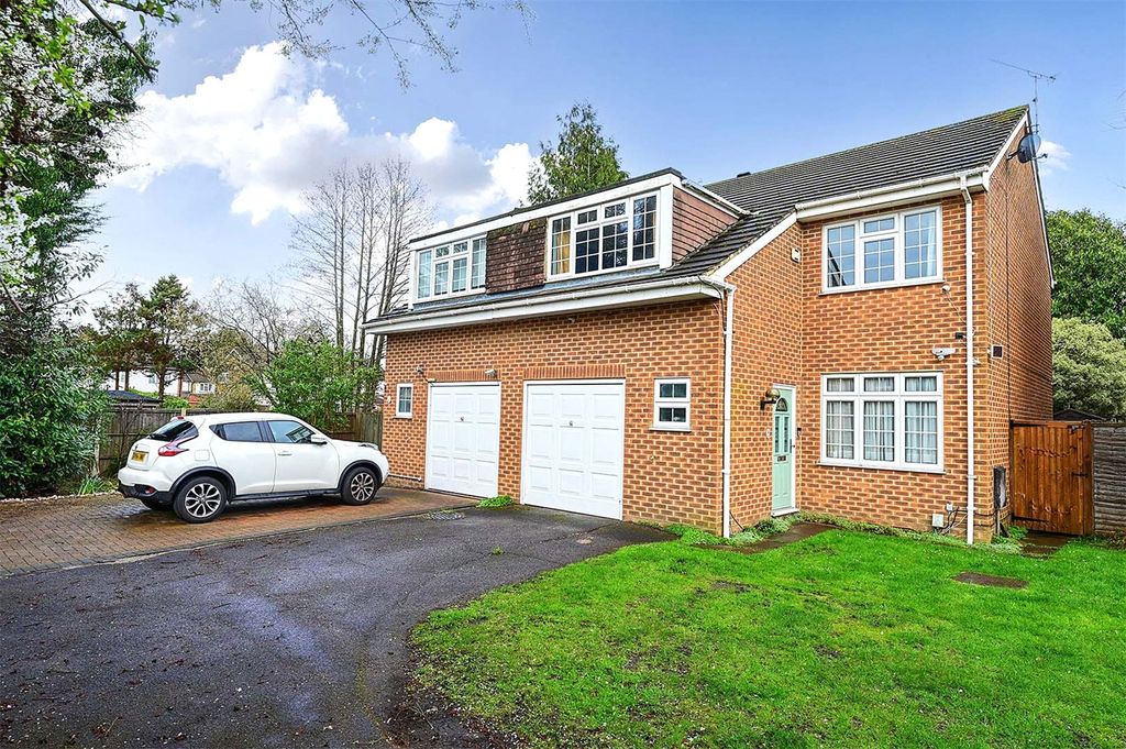 Property photo 1 of 11 Picture No. 12