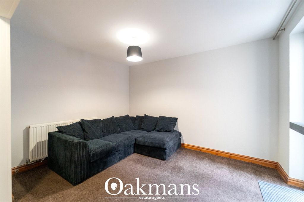 Property photo 2 of 16 Picture No. 27