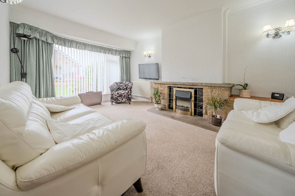 Property photo 2 of 14 Picture No. 01