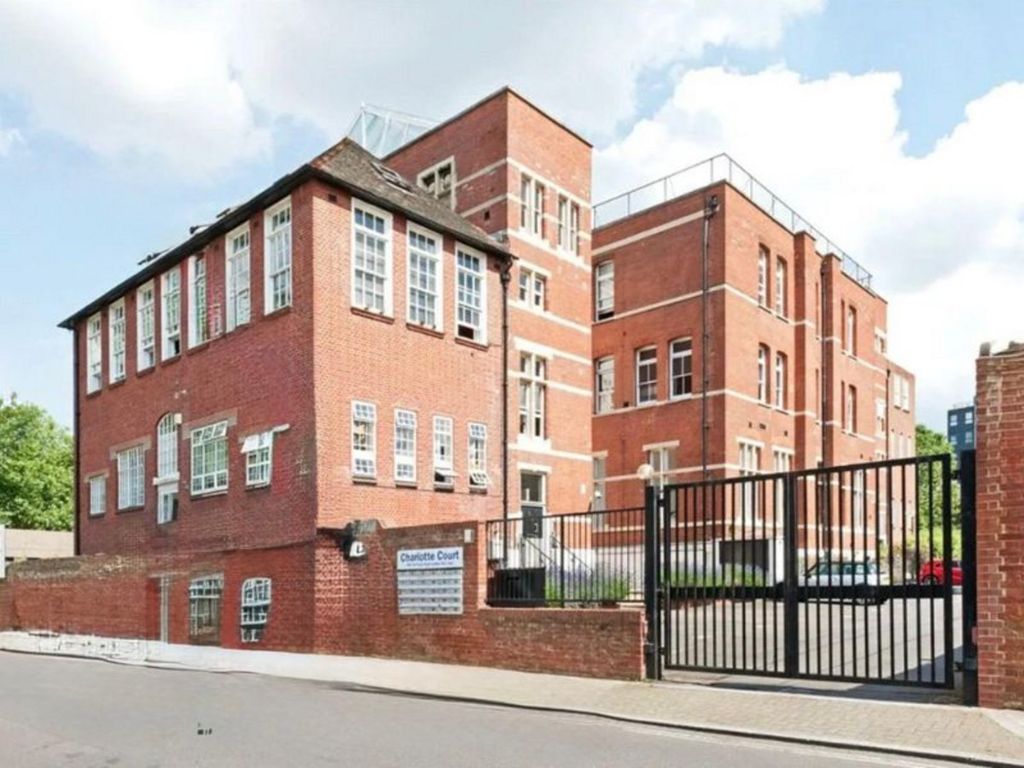 Property photo 3 of 12