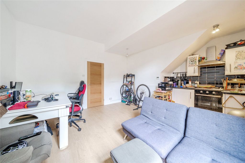 Property photo 3 of 11 Picture No. 04