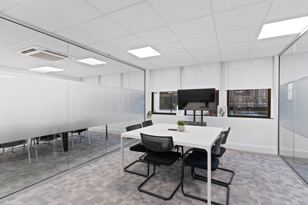 Property photo 2 of 7 Meeting Room 