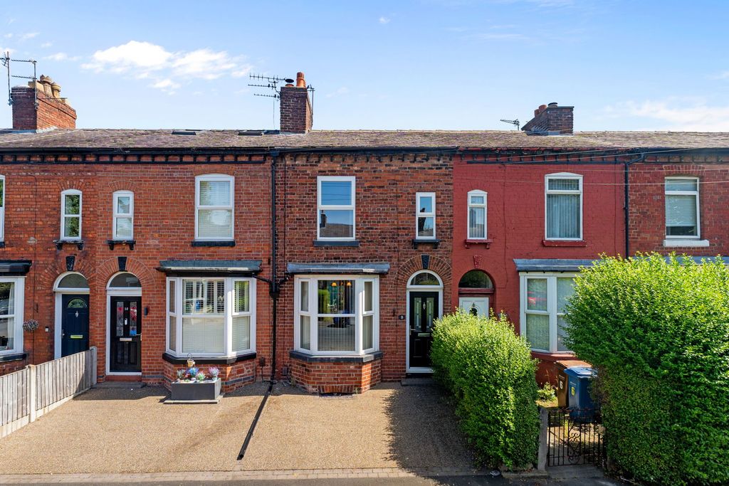 Property photo 1 of 27
