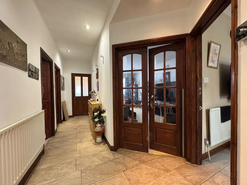 Property photo 3 of 22 Photo 5