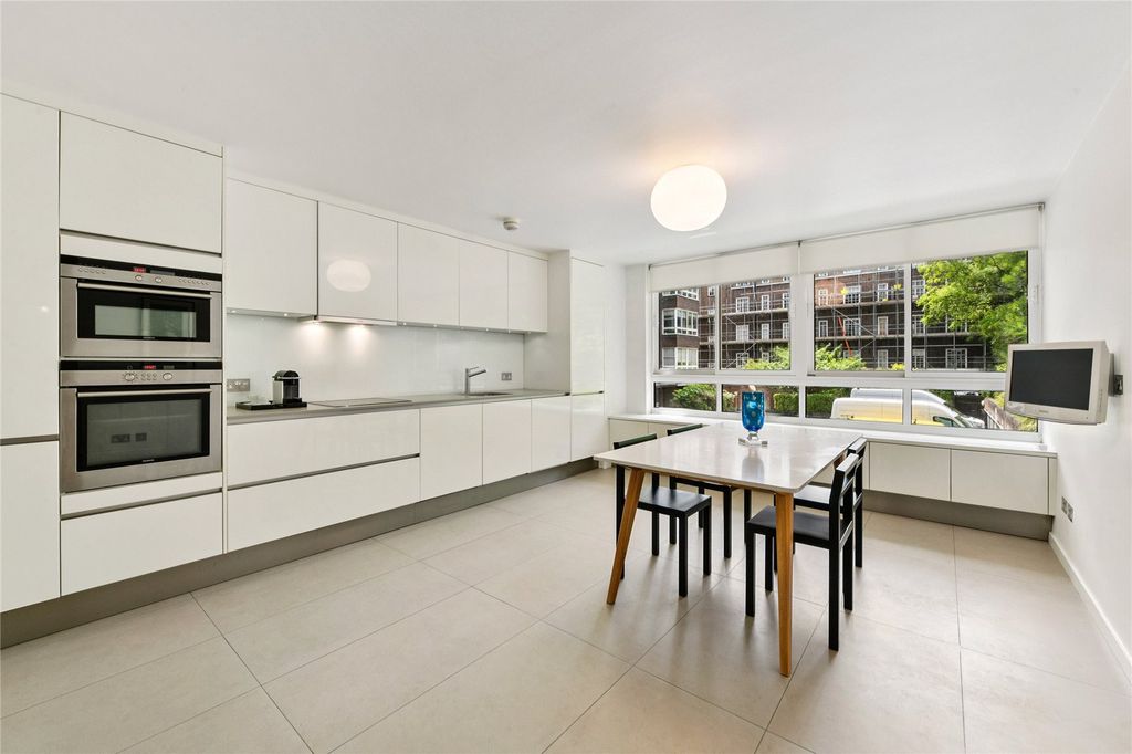 Property photo 3 of 11 Picture No. 04