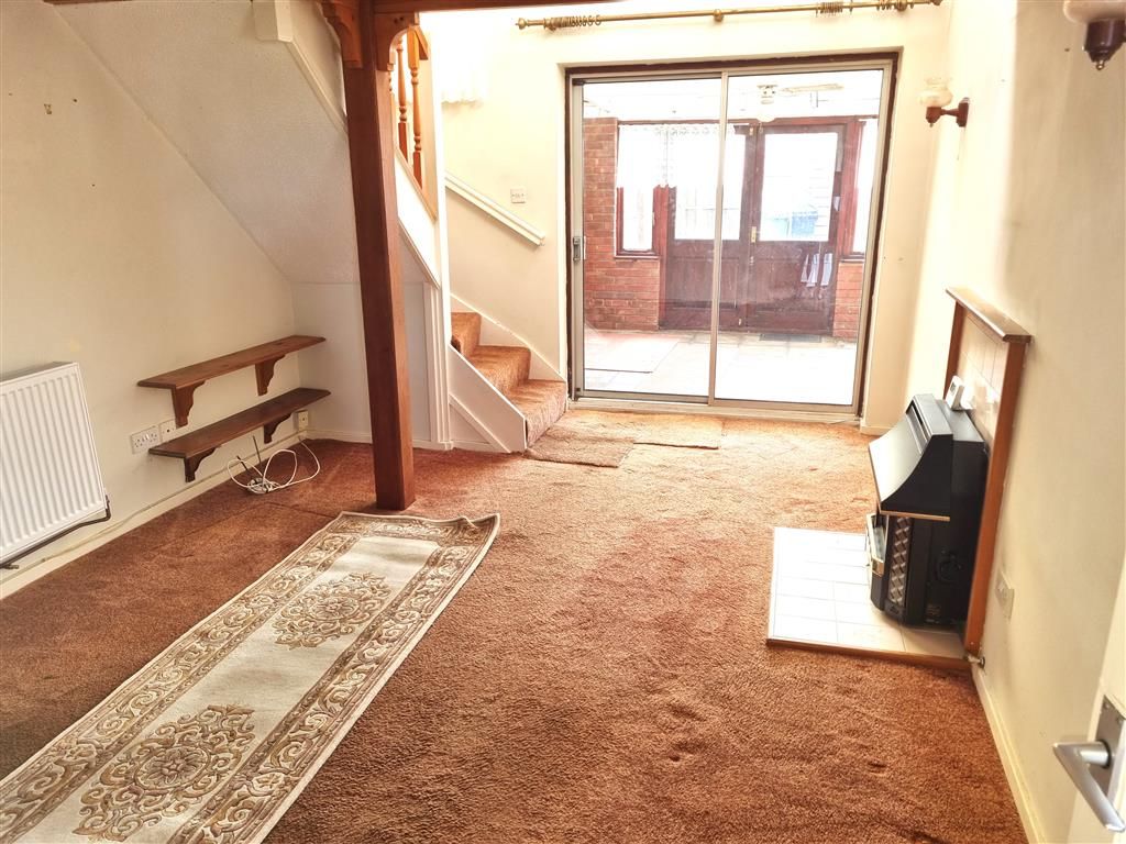 Property photo 3 of 7 Living Room
