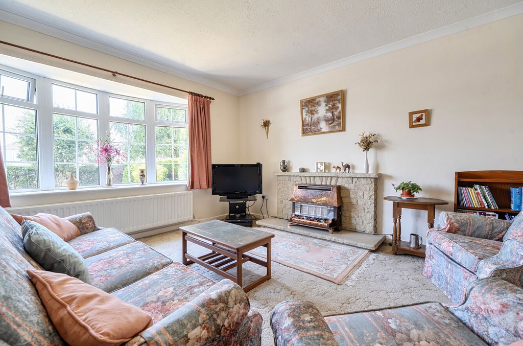Property photo 2 of 29 1493323-16-6A6108...