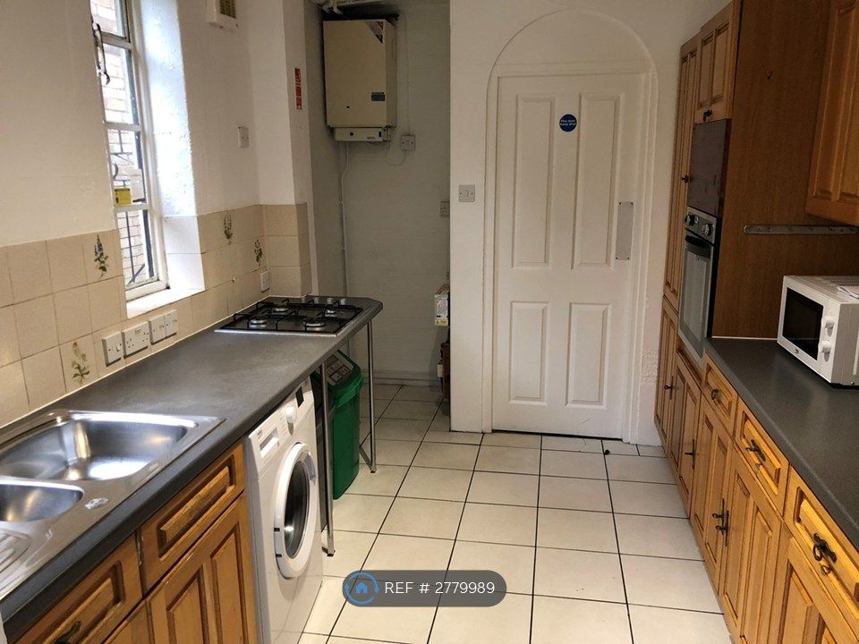 Property photo 2 of 8