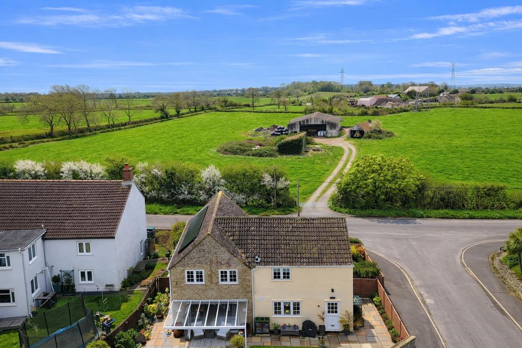 Property photo 2 of 27 View