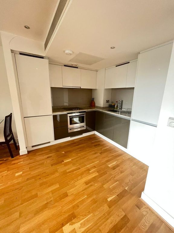 Property photo 3 of 9 Photo 3