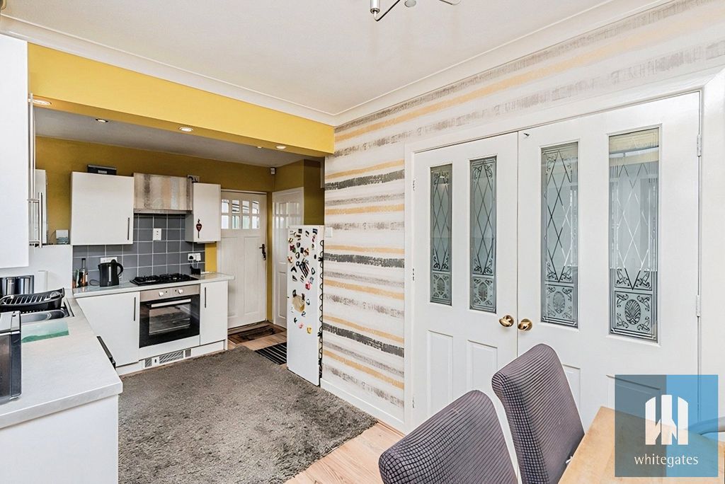 Property photo 2 of 19 Picture No. 18