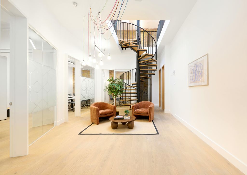 Property photo 1 of 30 Reception Of G &amp; 1st Floor Unit