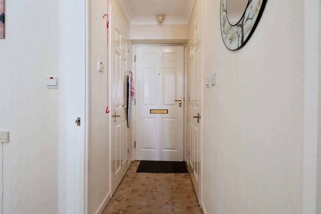 Property photo 3 of 14 Pbox-Img.Jpg