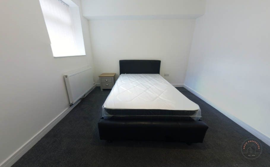 Property photo 1 of 8 A Spacious Master Bedroom With A Comfortable Bed, ...