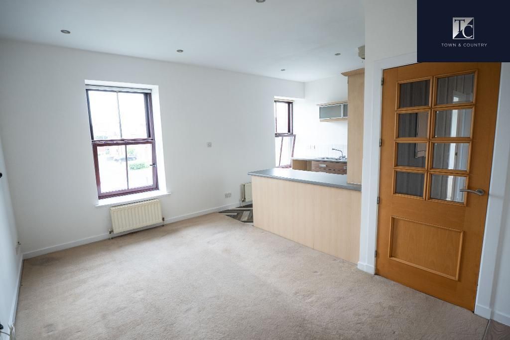 Property photo 3 of 23