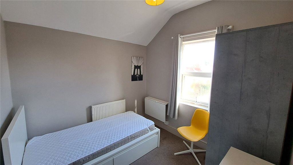 Property photo 1 of 18 Picture No. 21