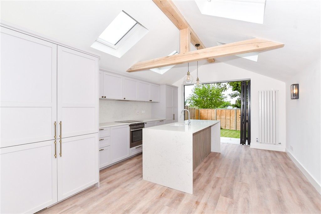 Property photo 2 of 15 Kitchen/Dining Area