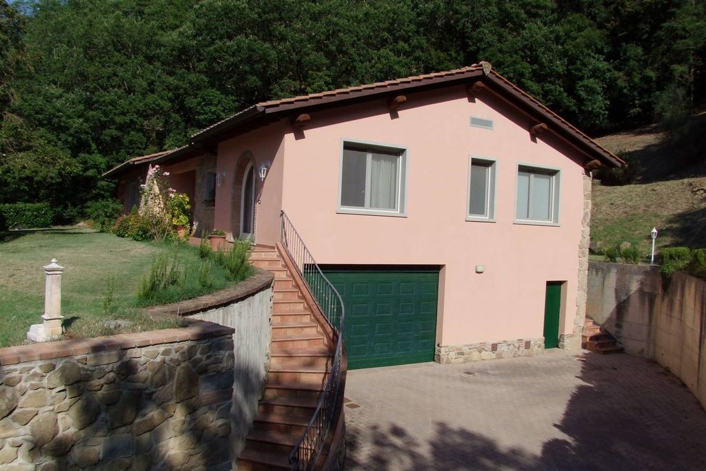 Property photo 2 of 30