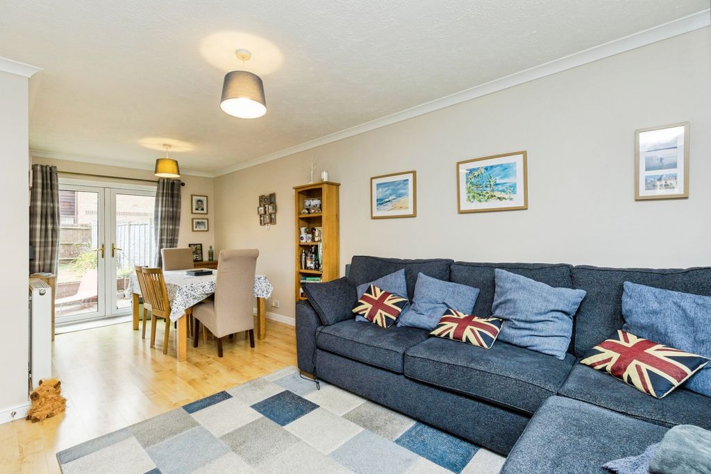 Property photo 2 of 16 Pbox-Img.Jpg