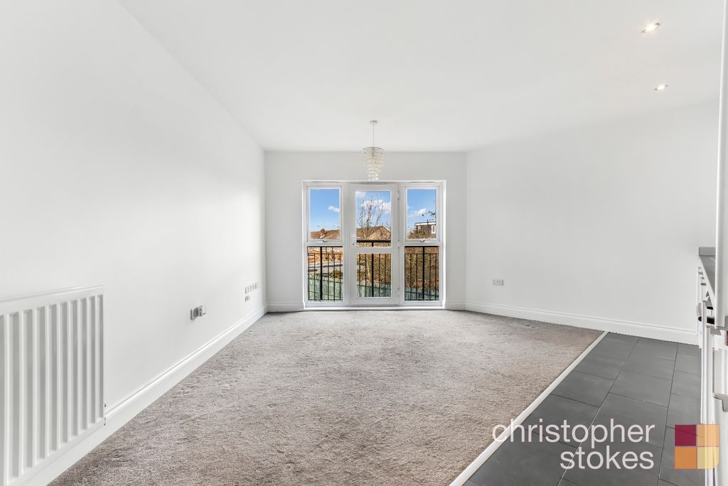 Property photo 2 of 14 4031976